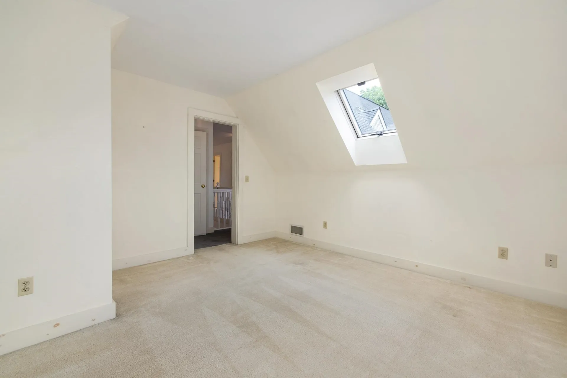 579 Sagamore Avenue Portsmouth NH 03801
