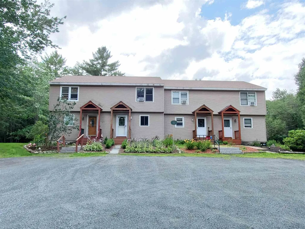 5 Tumbleweed Lane Enfield NH 03748