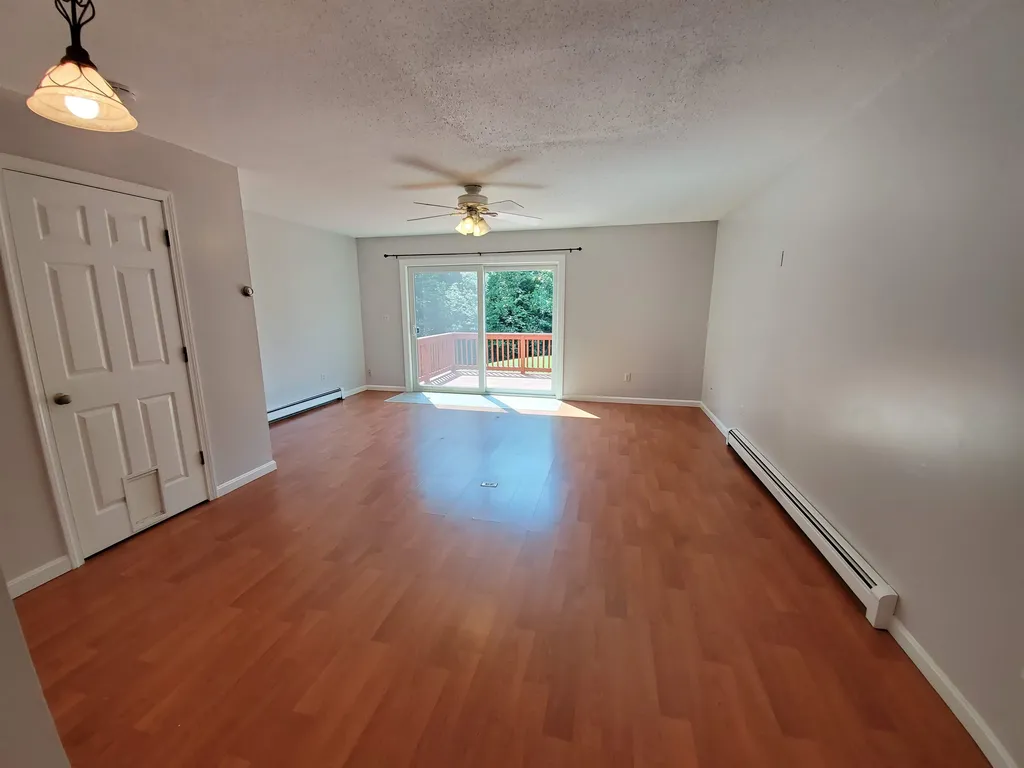 5 Tumbleweed Lane Enfield NH 03748