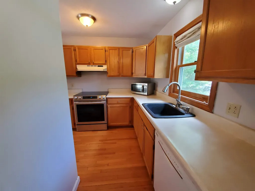 5 Tumbleweed Lane Enfield NH 03748
