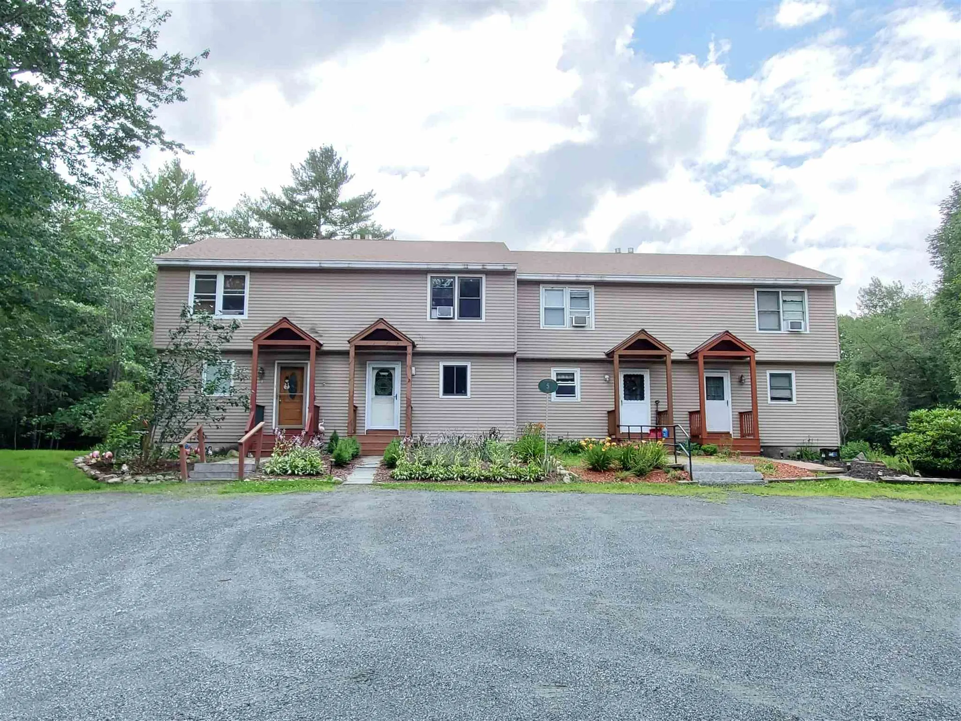 5 Tumbleweed Lane Enfield NH 03748