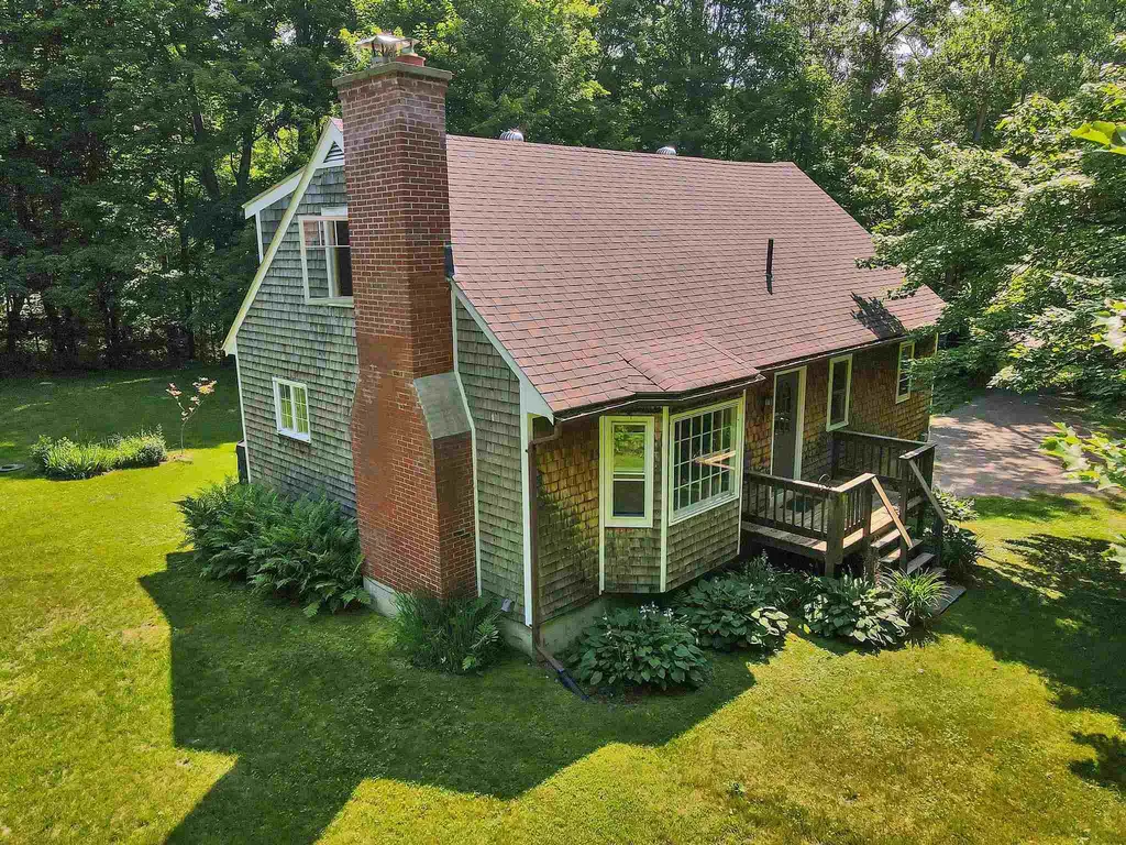25 Meadow Lane Underhill VT 05489