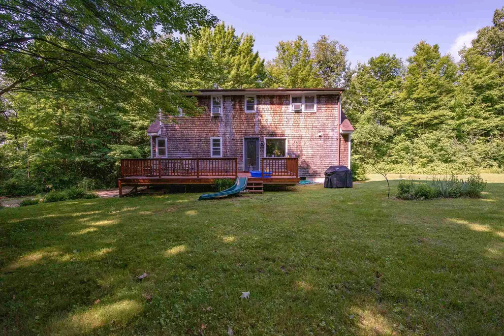 25 Meadow Lane Underhill VT 05489