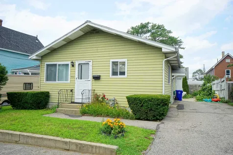 534 Clay Street Manchester NH 03103