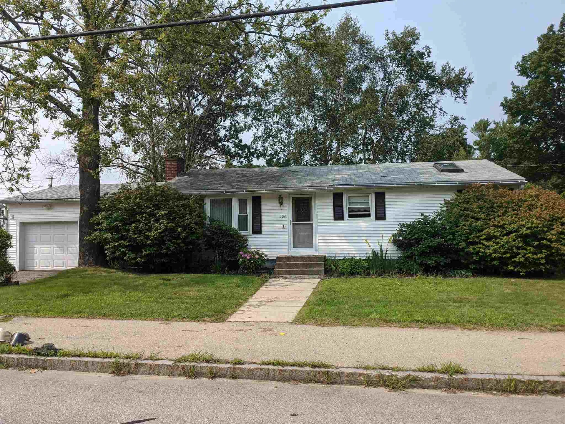 364 Weston Road Manchester NH 03103