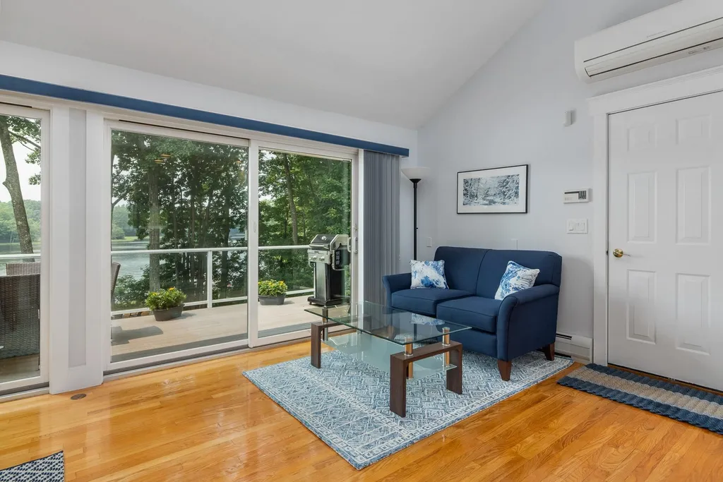 14 Riverview Road Durham NH 03824