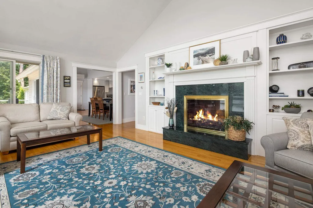 14 Riverview Road Durham NH 03824