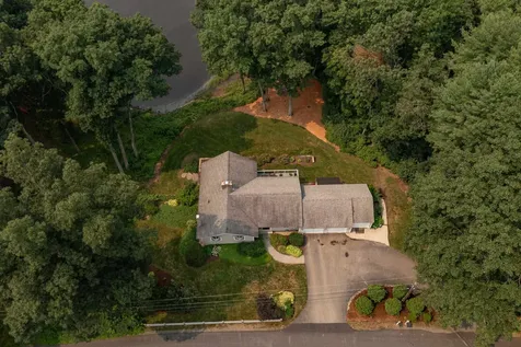 14 Riverview Road Durham NH 03824