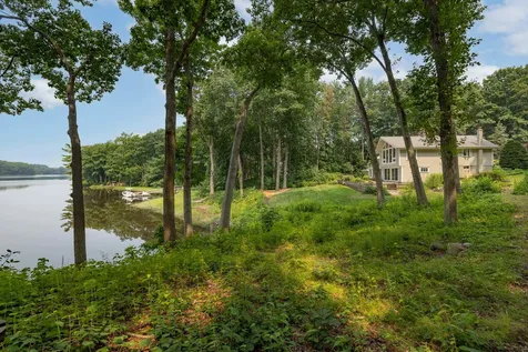 14 Riverview Road Durham NH 03824