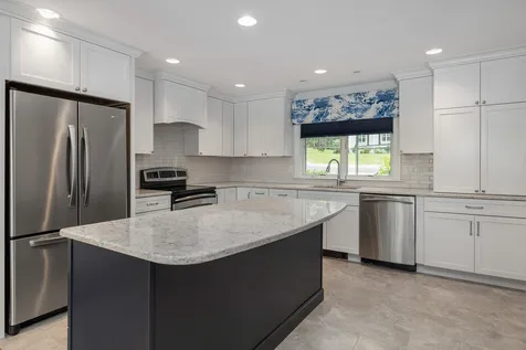 14 Riverview Road Durham NH 03824