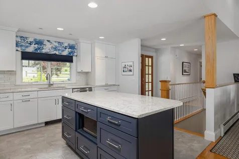 14 Riverview Road Durham NH 03824