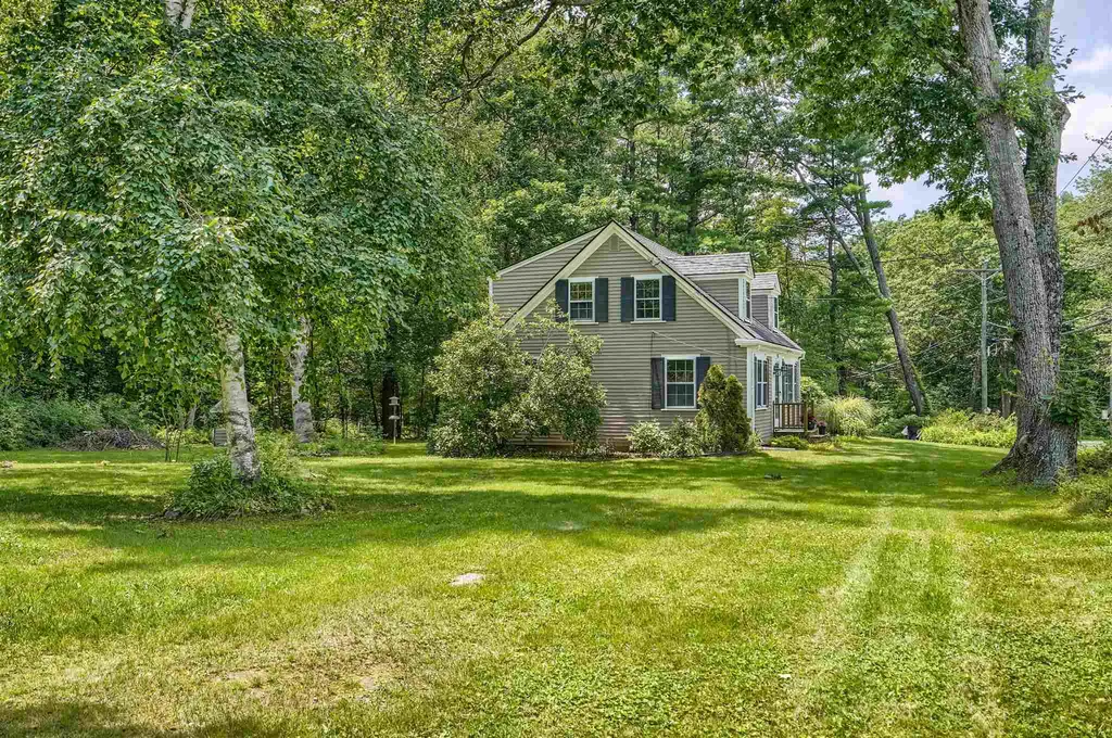 41 Piscassic Road Newfields NH 03856