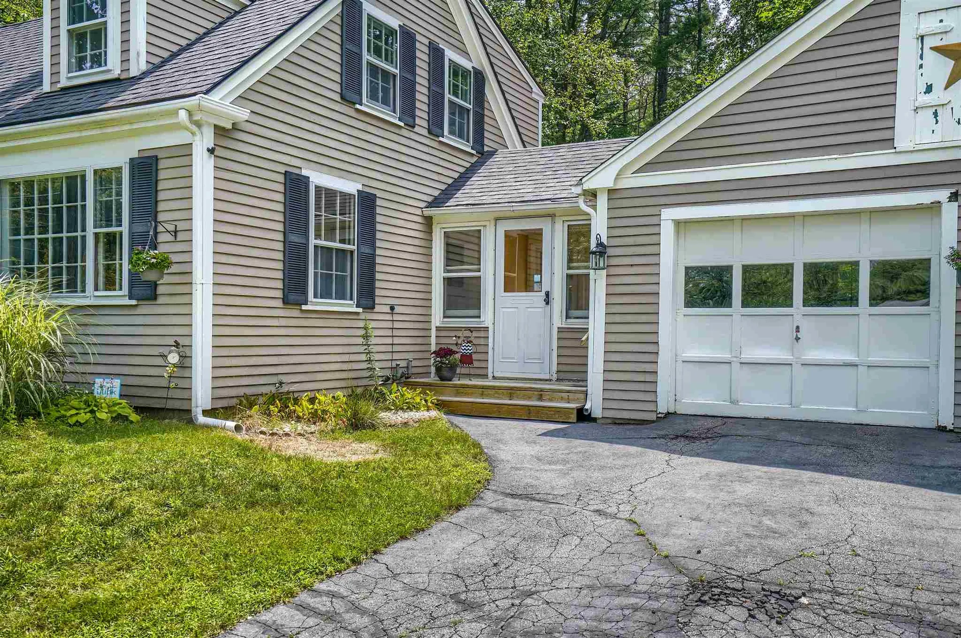 41 Piscassic Road Newfields NH 03856
