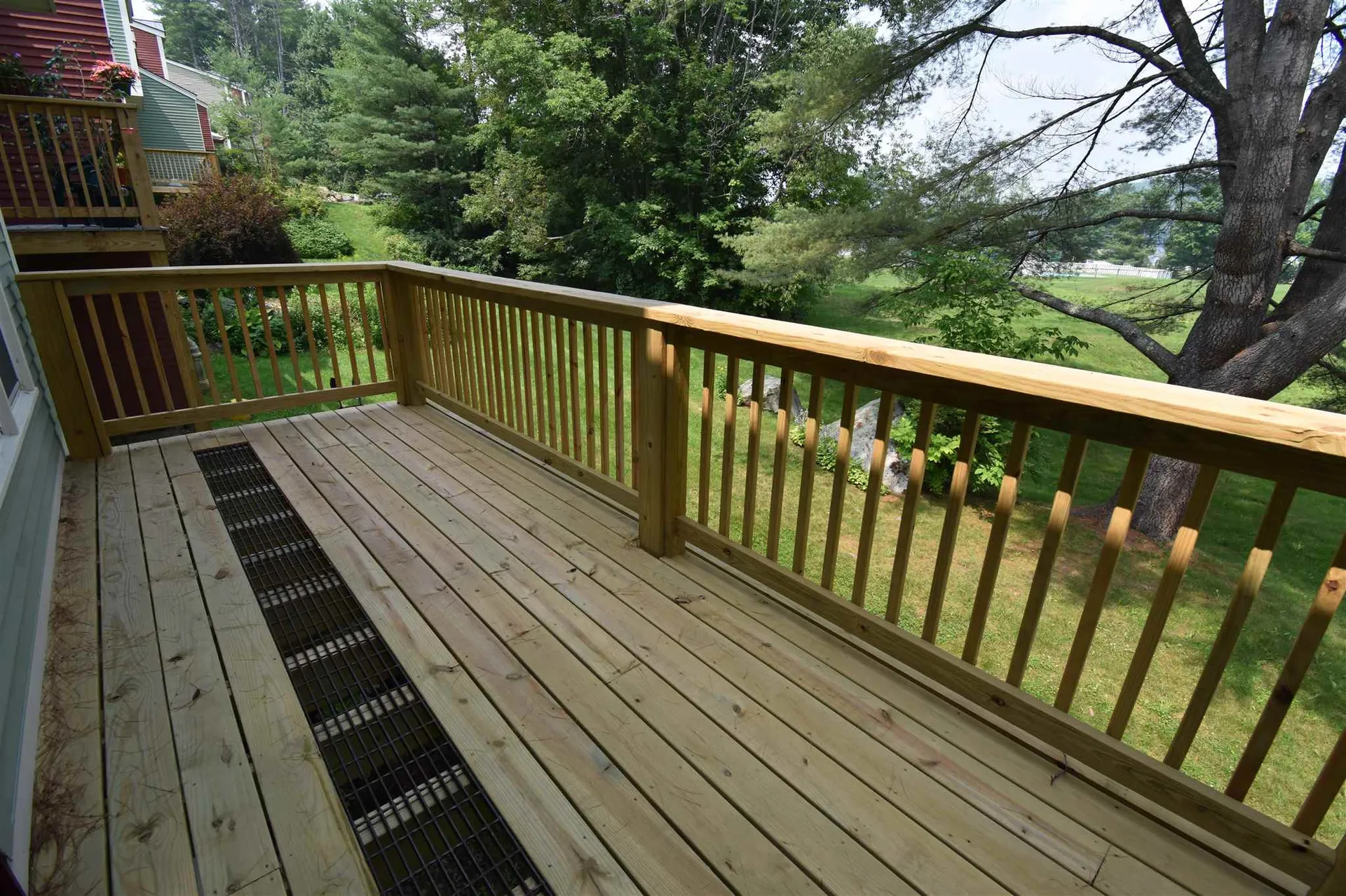 17 Rocky Hill Way Enfield NH 03748