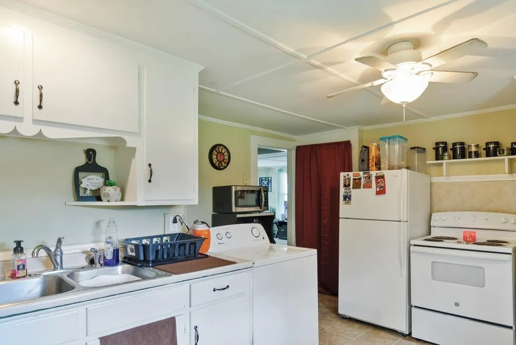 88-90 Broadway Concord NH 03301