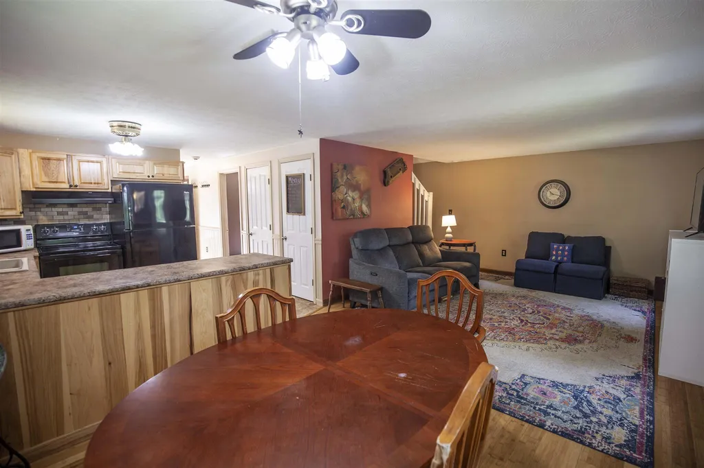 37 Melody Lane Hillsborough NH 03244