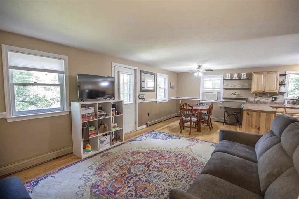 37 Melody Lane Hillsborough NH 03244