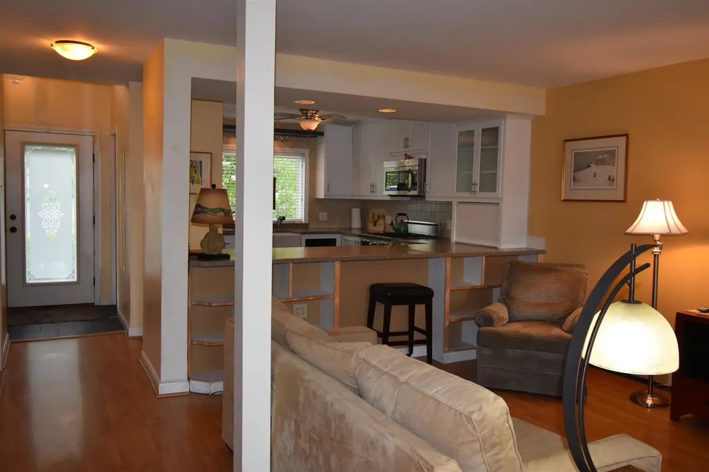 17 Rocky Hill Way Enfield NH 03748