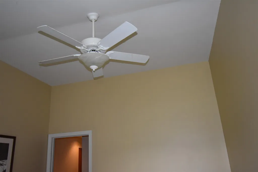 17 Rocky Hill Way Enfield NH 03748
