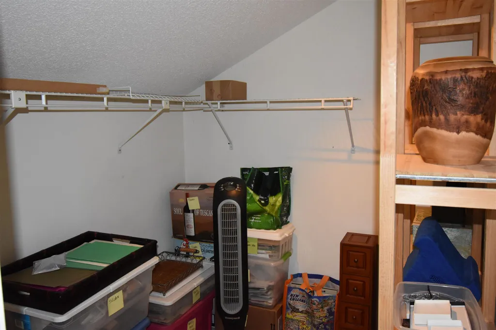 17 Rocky Hill Way Enfield NH 03748