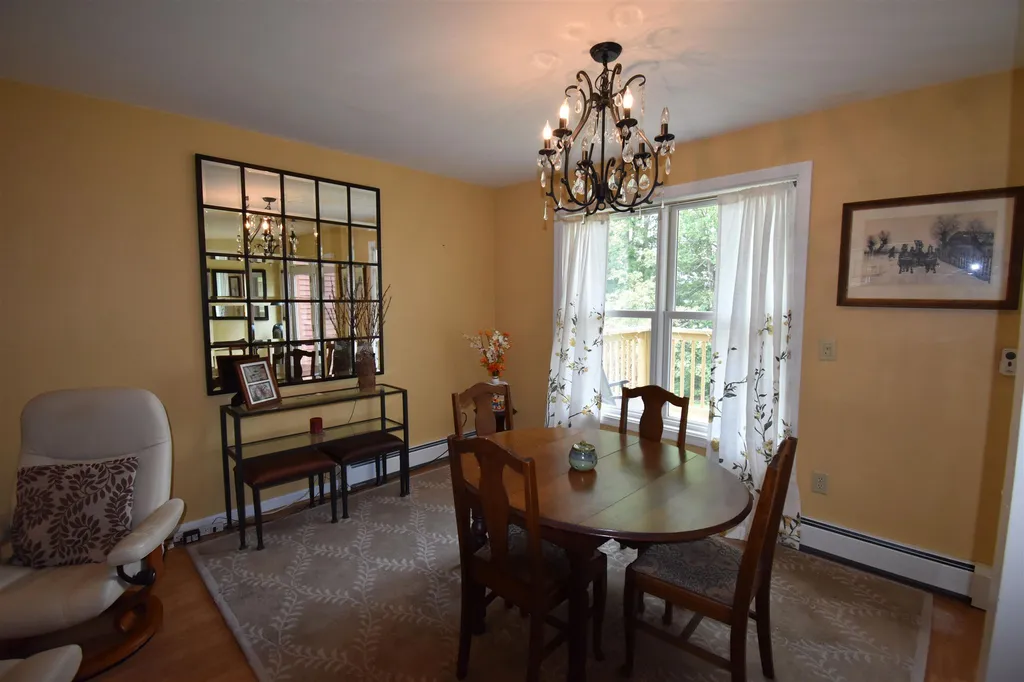 17 Rocky Hill Way Enfield NH 03748