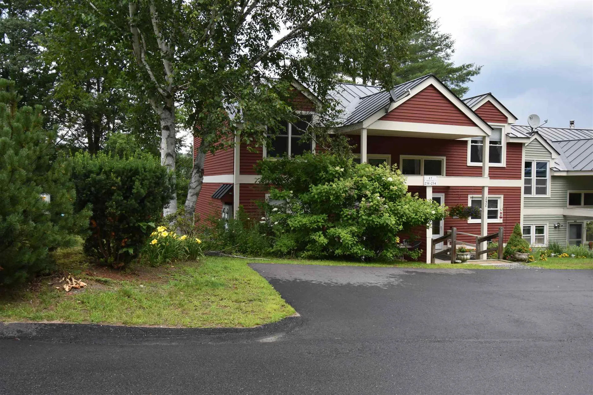 17 Rocky Hill Way Enfield NH 03748