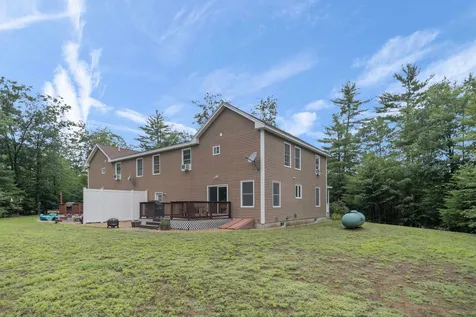 7317 School Street Loudon NH 03307