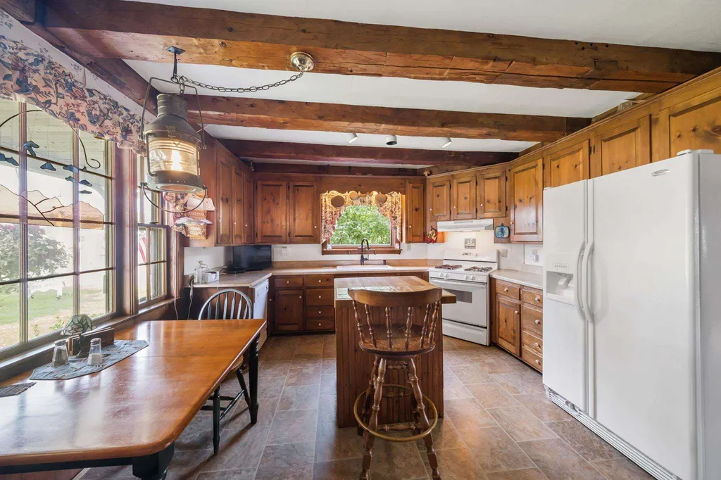226 Intervale Road Gilford NH 03249