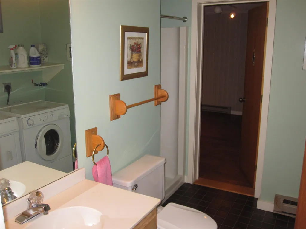 423 Alden Partridge Road Hartford VT 05059