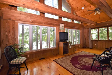 46 Northside Road Lee NH 03861