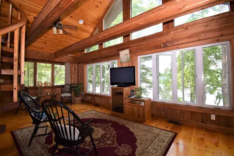 46 Northside Road Lee NH 03861
