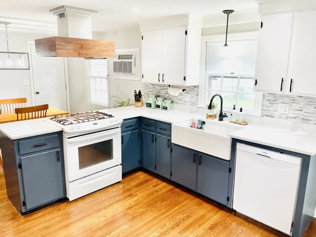 17 Wheaton Drive Nashua NH 03063