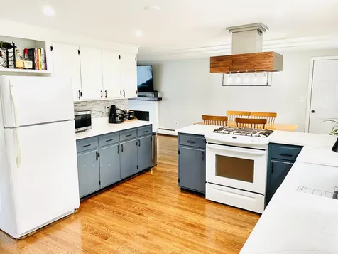 17 Wheaton Drive Nashua NH 03063