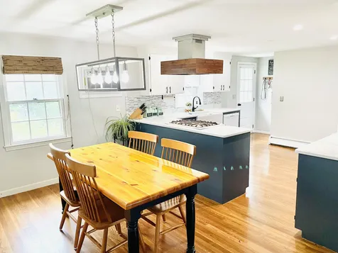 17 Wheaton Drive Nashua NH 03063