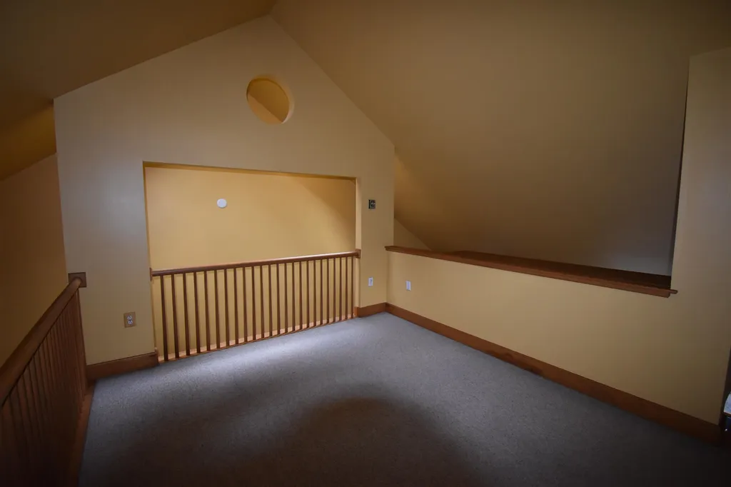 25 Landing Road Enfield NH 03748