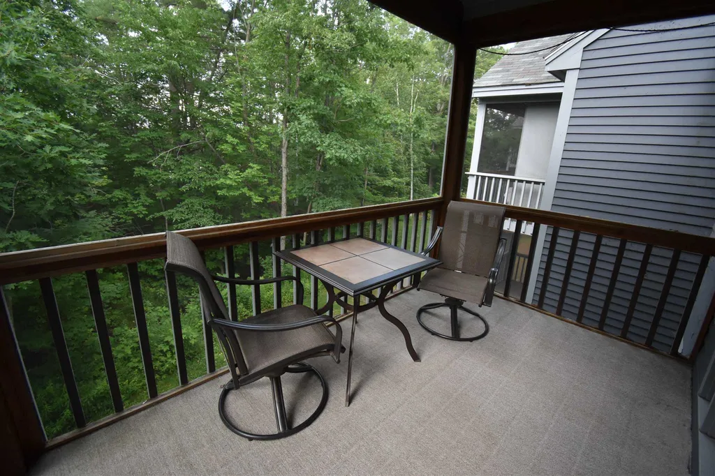25 Landing Road Enfield NH 03748