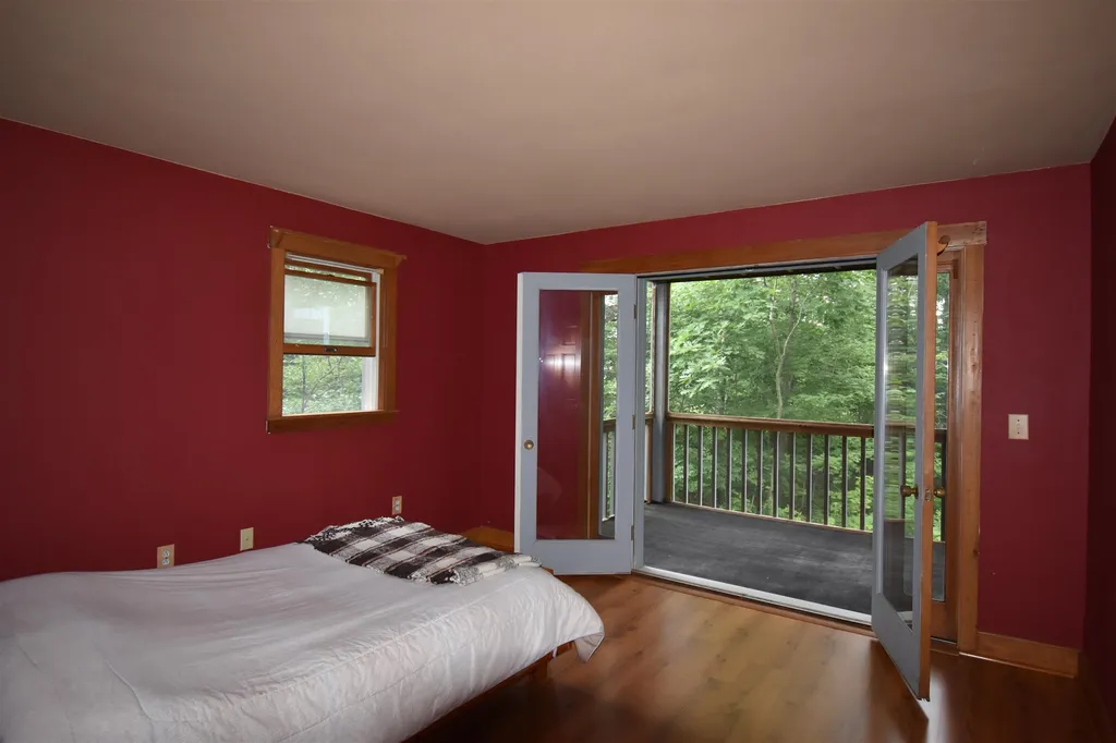 25 Landing Road Enfield NH 03748