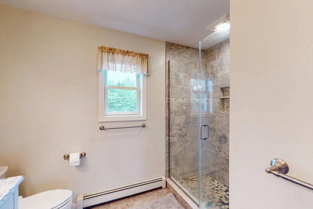 6 Orchards Road Wolfeboro NH 03894