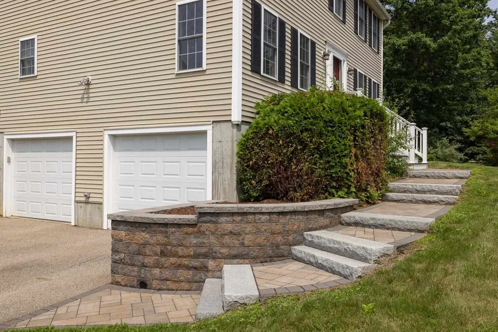 2 Gina Way Dover NH 03820
