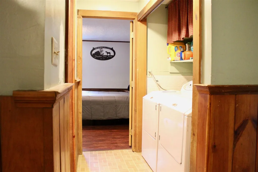280 Thompson Road Pittsfield NH 03263