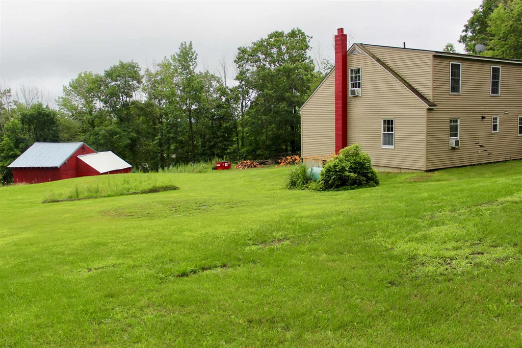 280 Thompson Road Pittsfield NH 03263