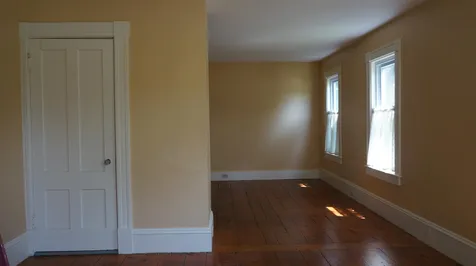 52 Hall Avenue Henniker NH 03242