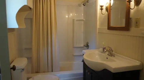 52 Hall Avenue Henniker NH 03242