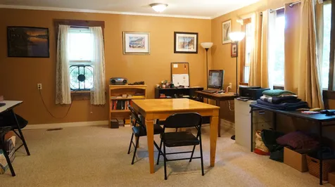 52 Hall Avenue Henniker NH 03242