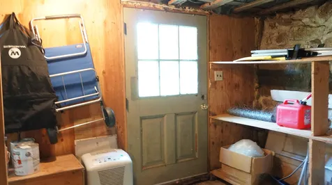 52 Hall Avenue Henniker NH 03242