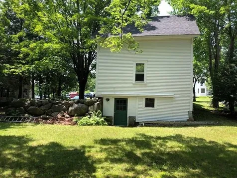 52 Hall Avenue Henniker NH 03242