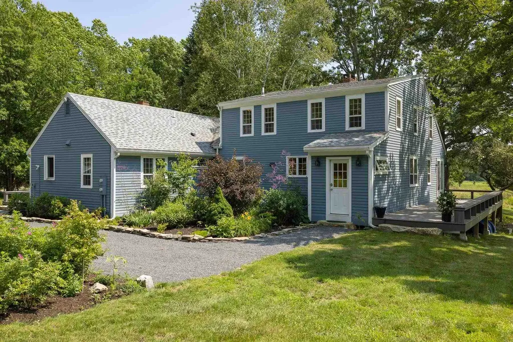 101 Roberts Road Rollinsford NH 03869