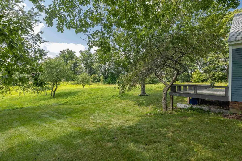 101 Roberts Road Rollinsford NH 03869