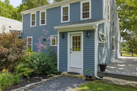 101 Roberts Road Rollinsford NH 03869