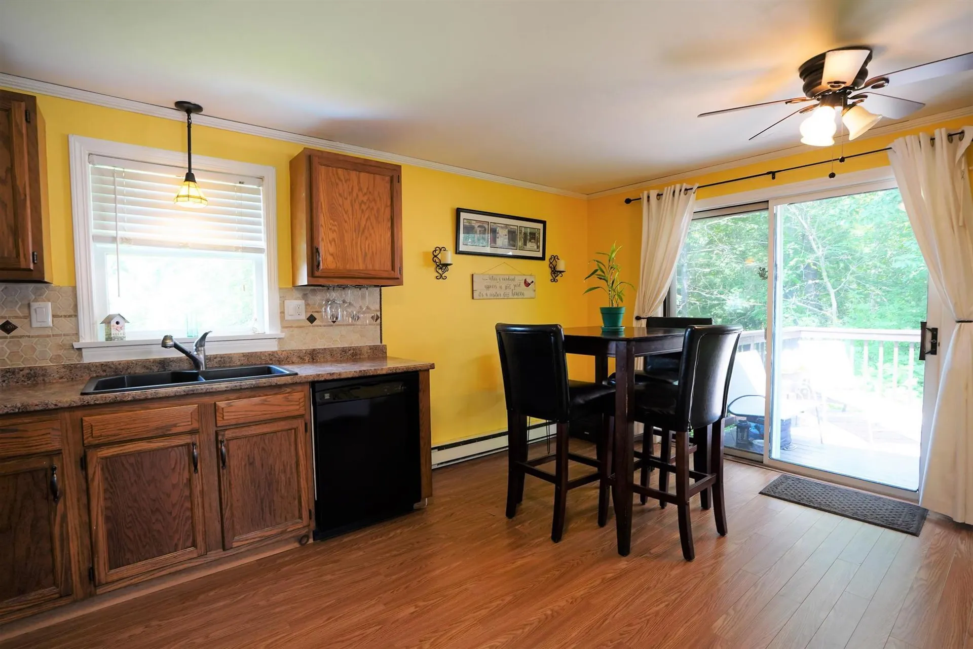 12r Lancelot Drive Derry NH 03038